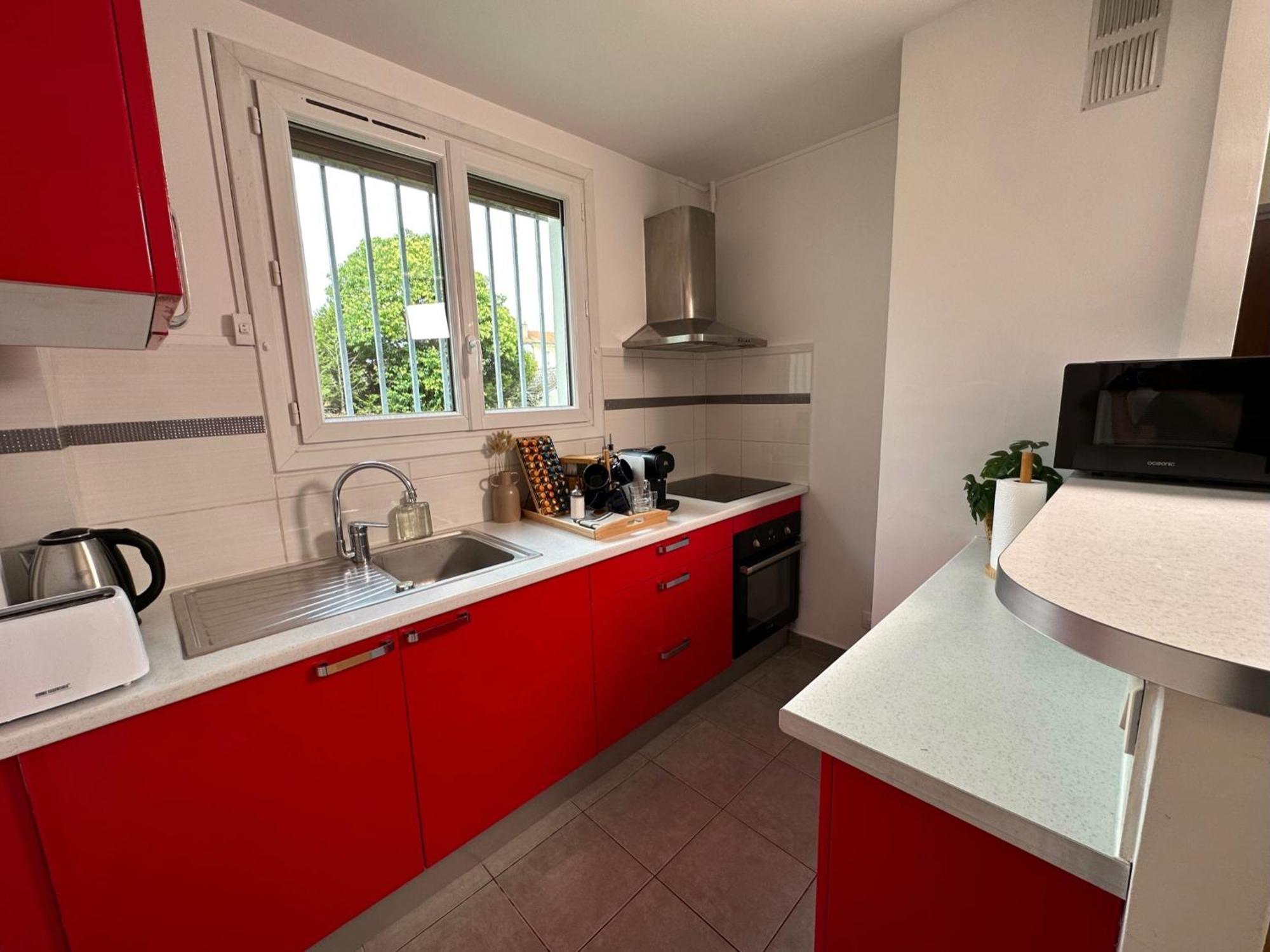 Apartamento Le Bleu Soleil - A 2 Min Du Metro - 7 Min De Paris Maisons-Alfort Exterior foto